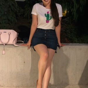 Jean skirt and T-Shirt